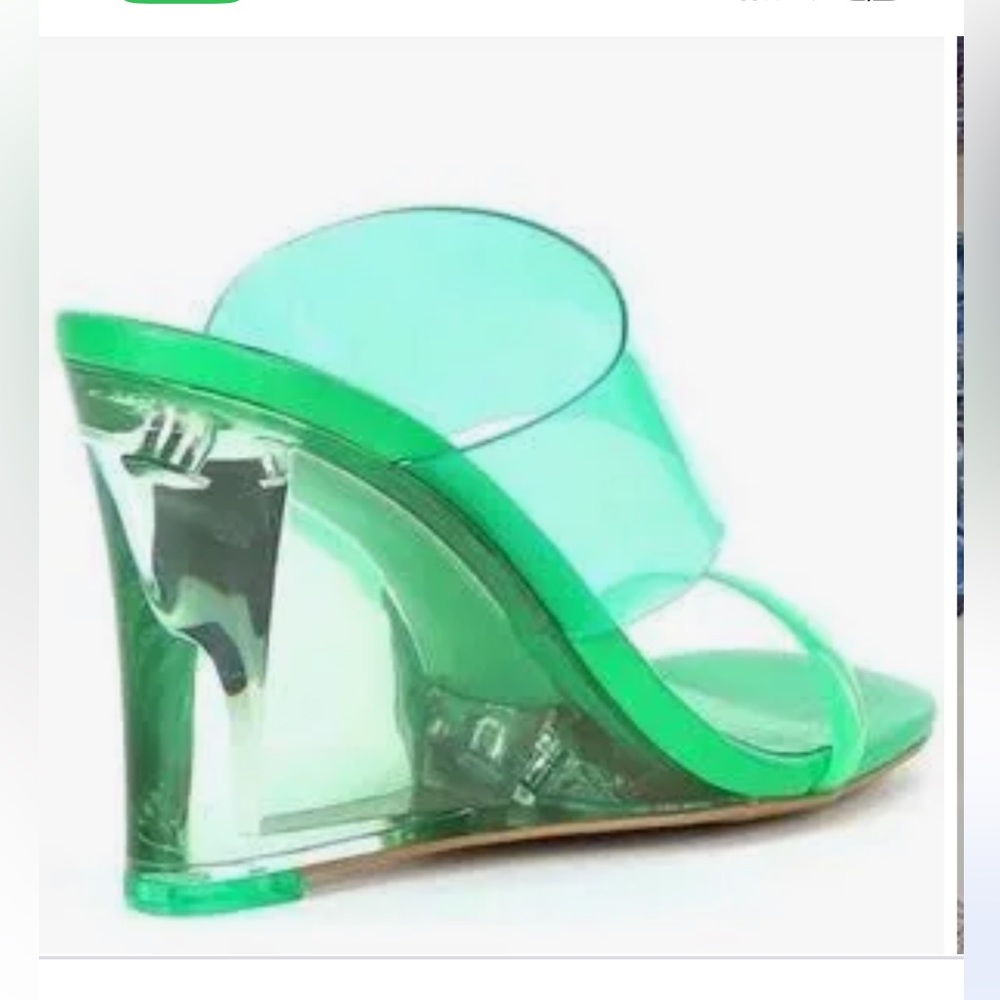 Deltan green shoes